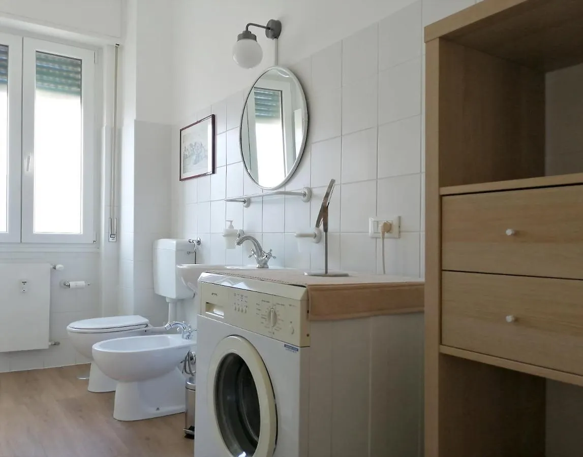 דירה קומו Casa Di Wheeny איטליה